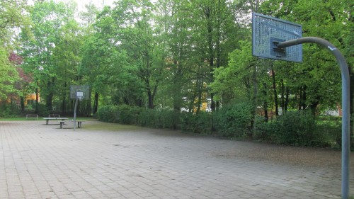 Das Basketballfeld